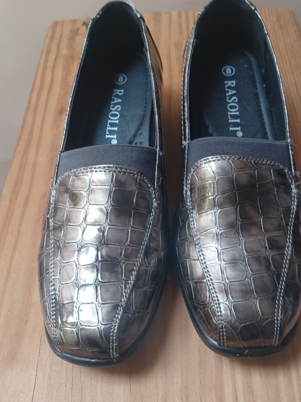 Rasolli Brown Metallic Shoes, sz 8